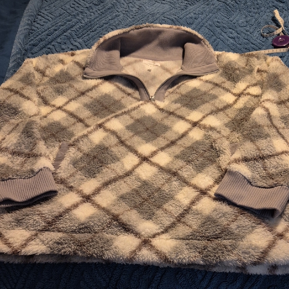 Maurices 1/4 Zip Plaid Fleece EUC Sz L